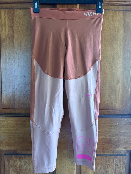 Nike Pants - Nike Two-Tone Rose and Blush Girls' Performance Leggings